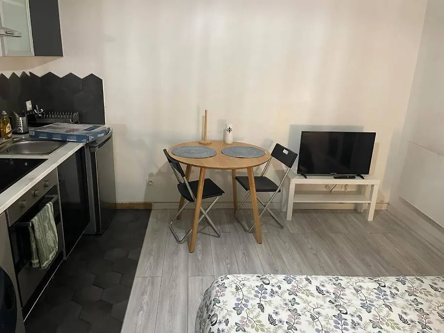 Studio One Proche Ligne 14 Kremlin Bicetre Arcueil